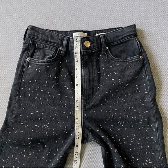 Flared Cropped Black Rhinestone Capri Jeans Size 6S - Picture 4 of 10